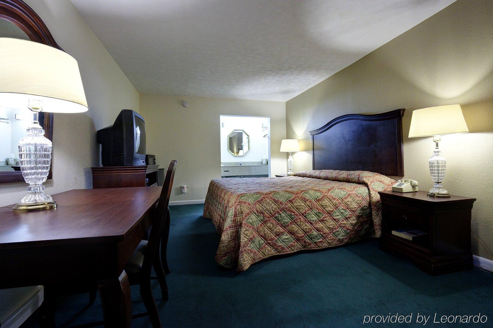 Americas Best Value Inn - Port Jefferson Station - Long Island Phòng bức ảnh