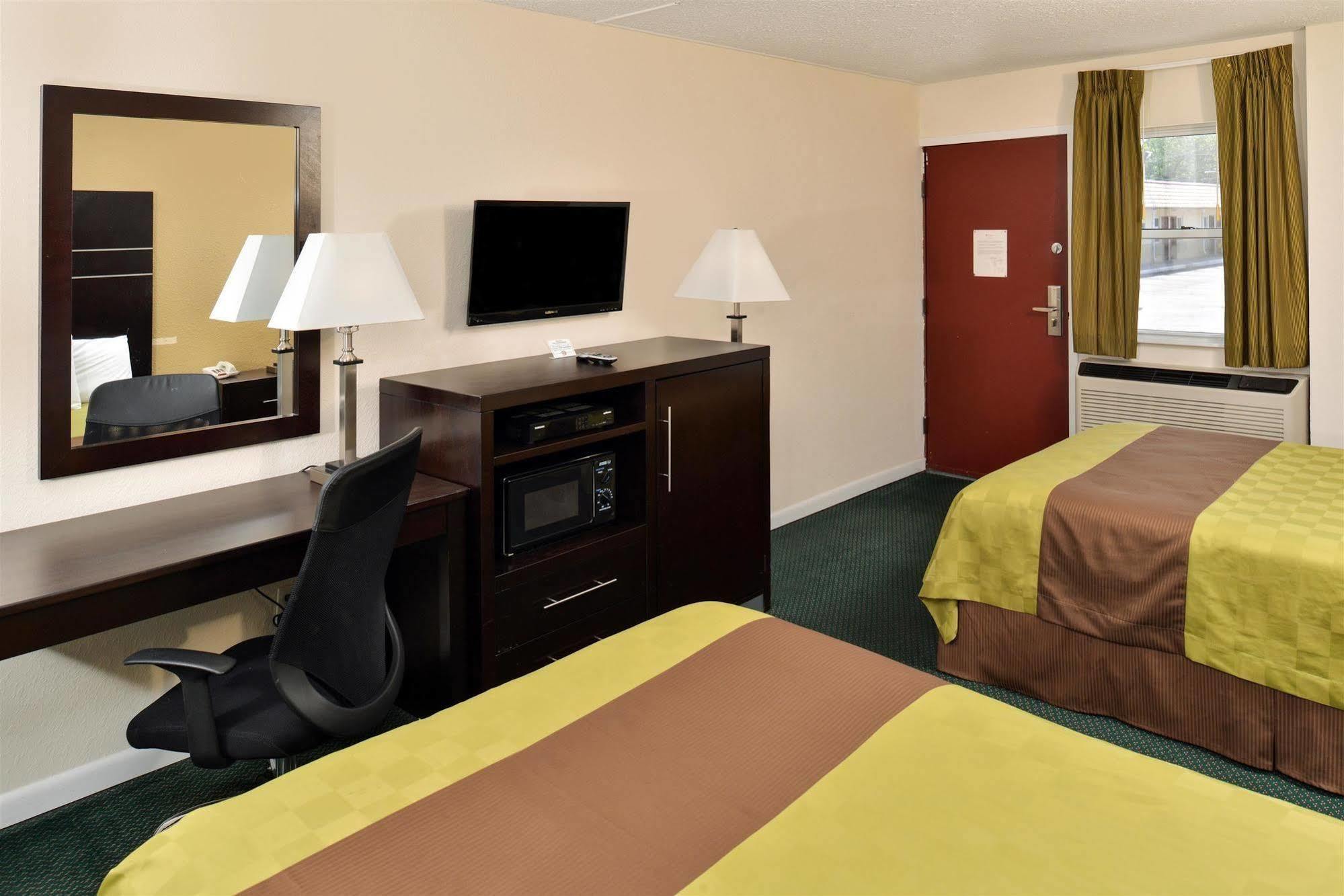Americas Best Value Inn - Port Jefferson Station - Long Island Ngoại thất bức ảnh